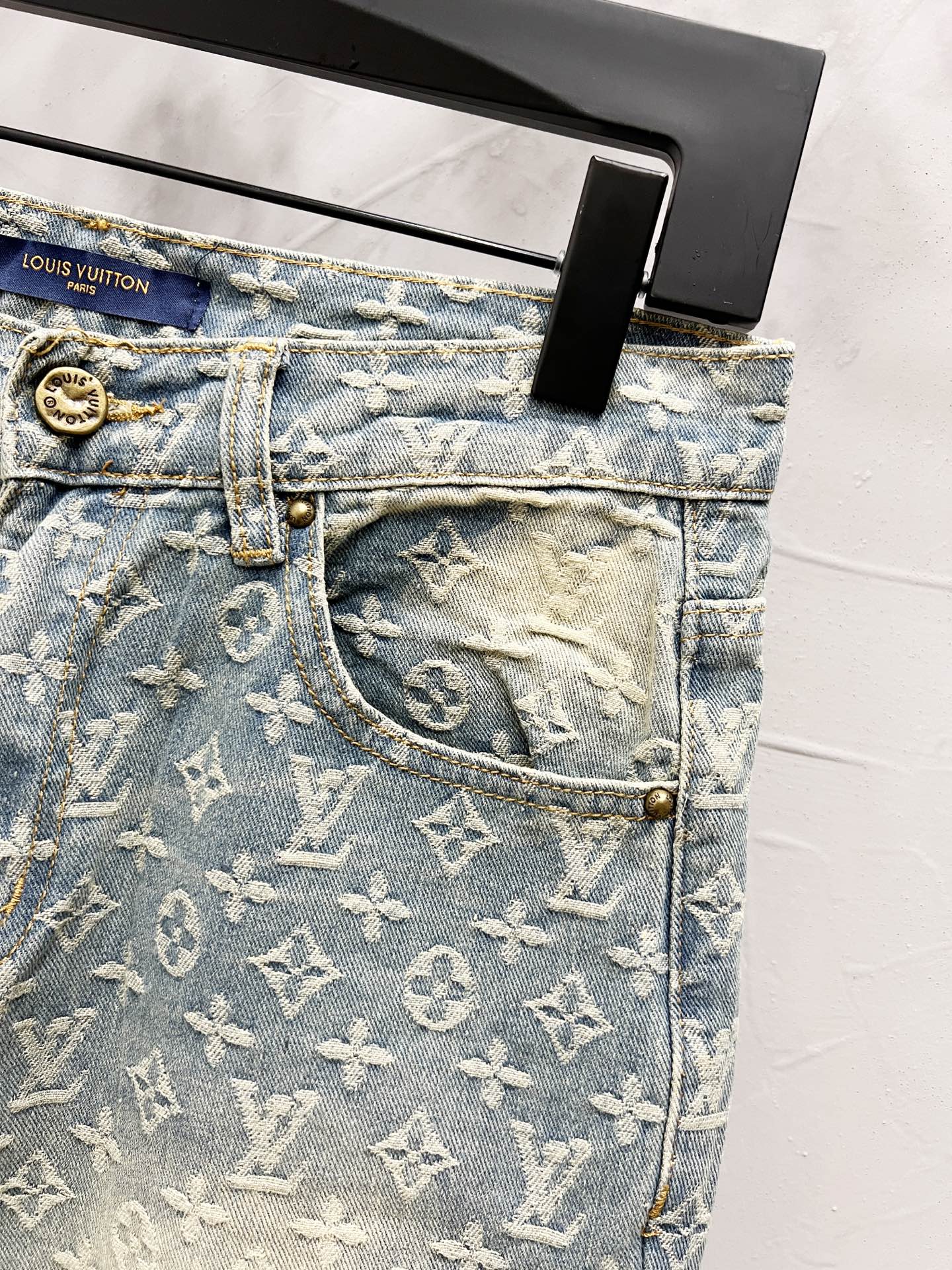 Louis Vuitton Jeans