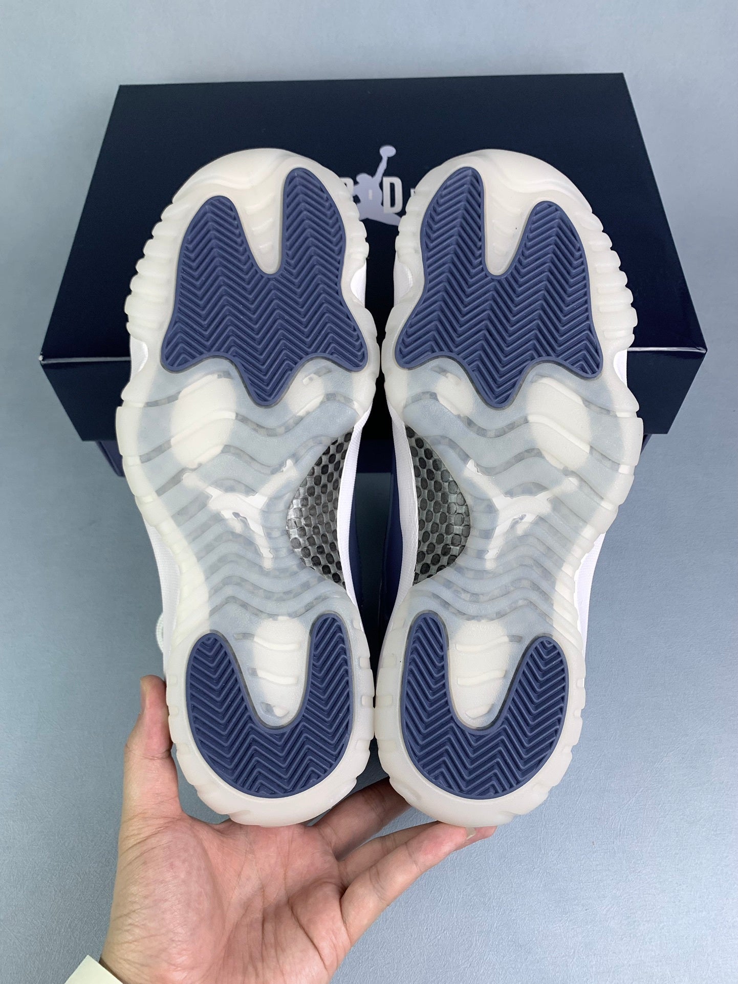NIKE AJ11 Basketball Shoes