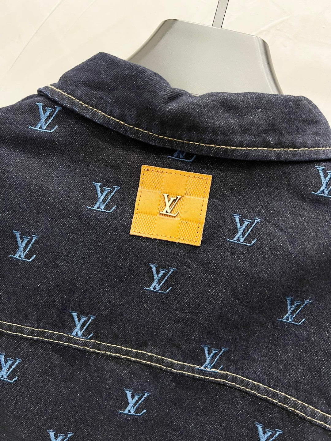 Louis Vuitton Casual Outerwear