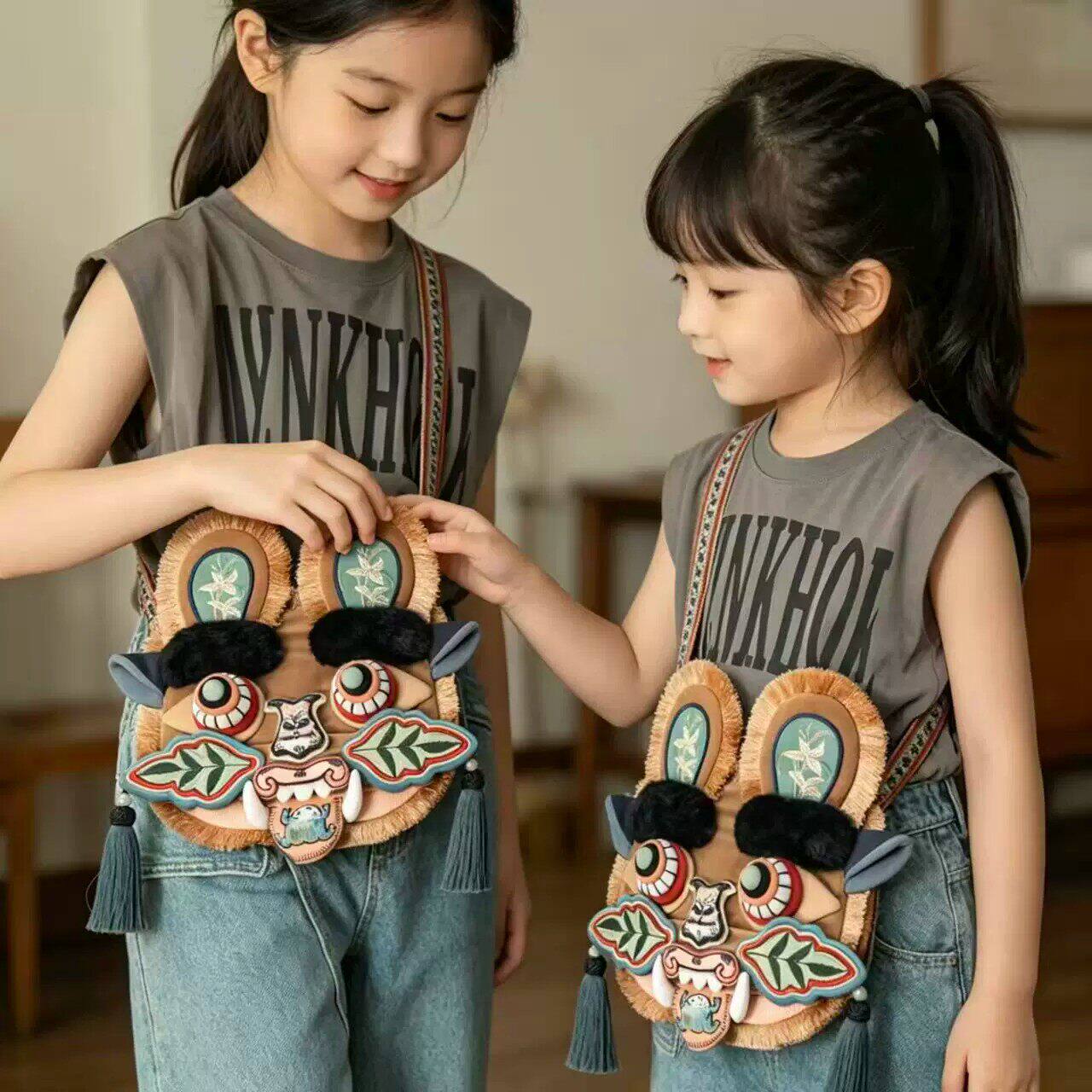 Chinese folk art intangible cultural heritage tiger head crossbody bag