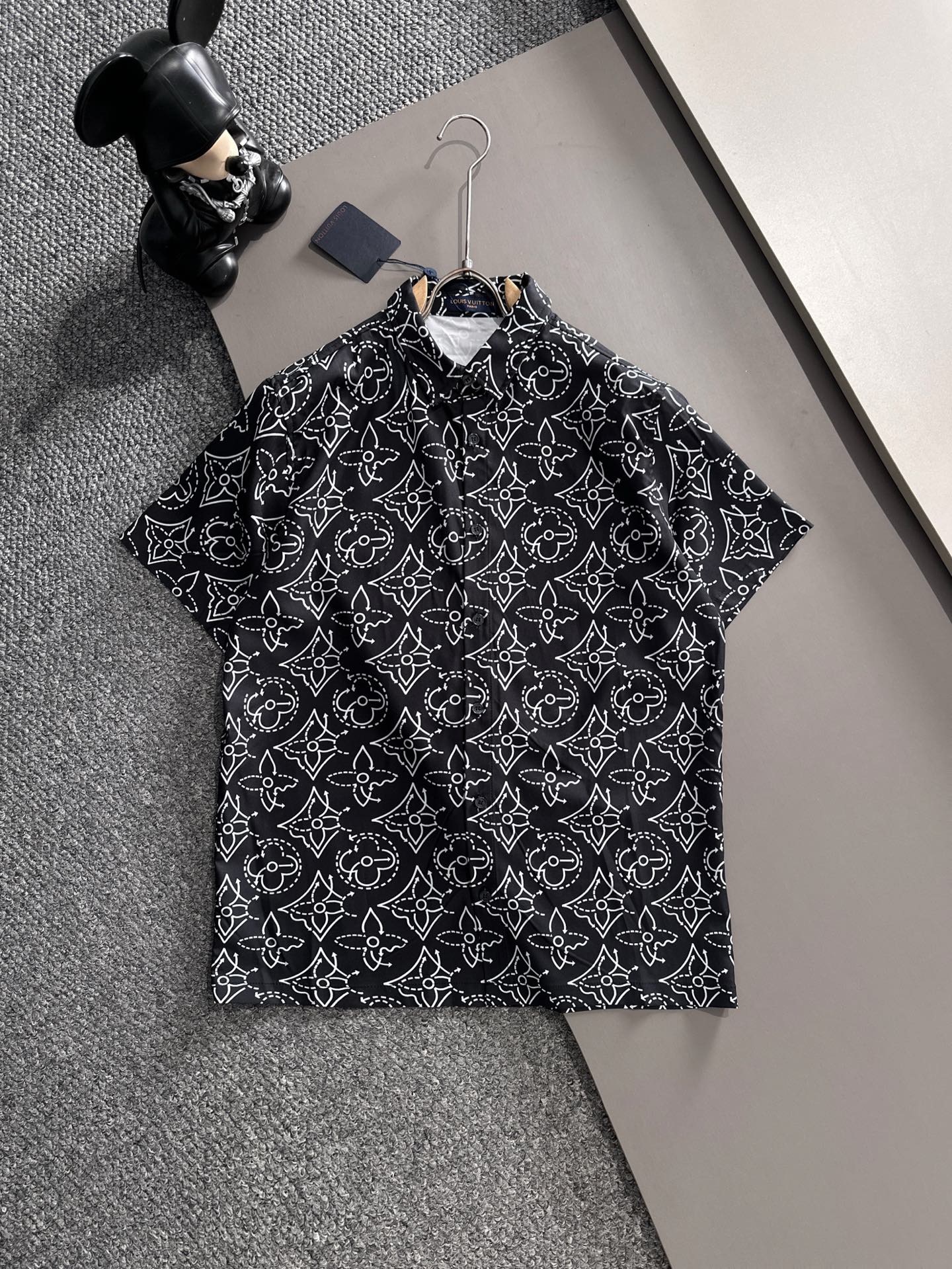 Louis Vuitton Shorts & Short-Sleeve Set