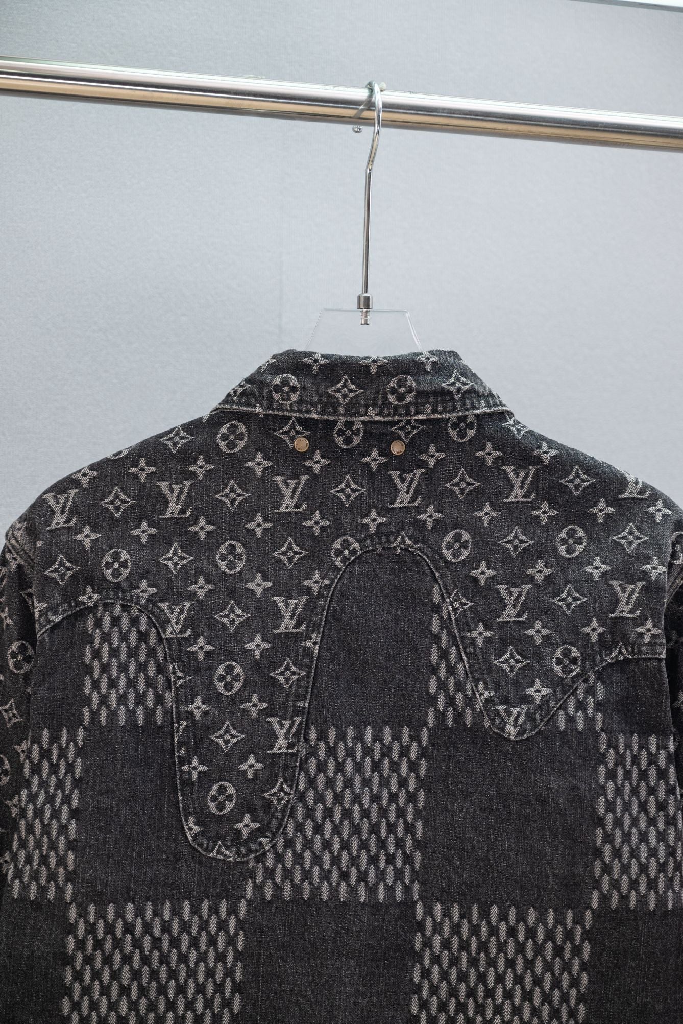 Louis Vuitton  Casual Outerwear