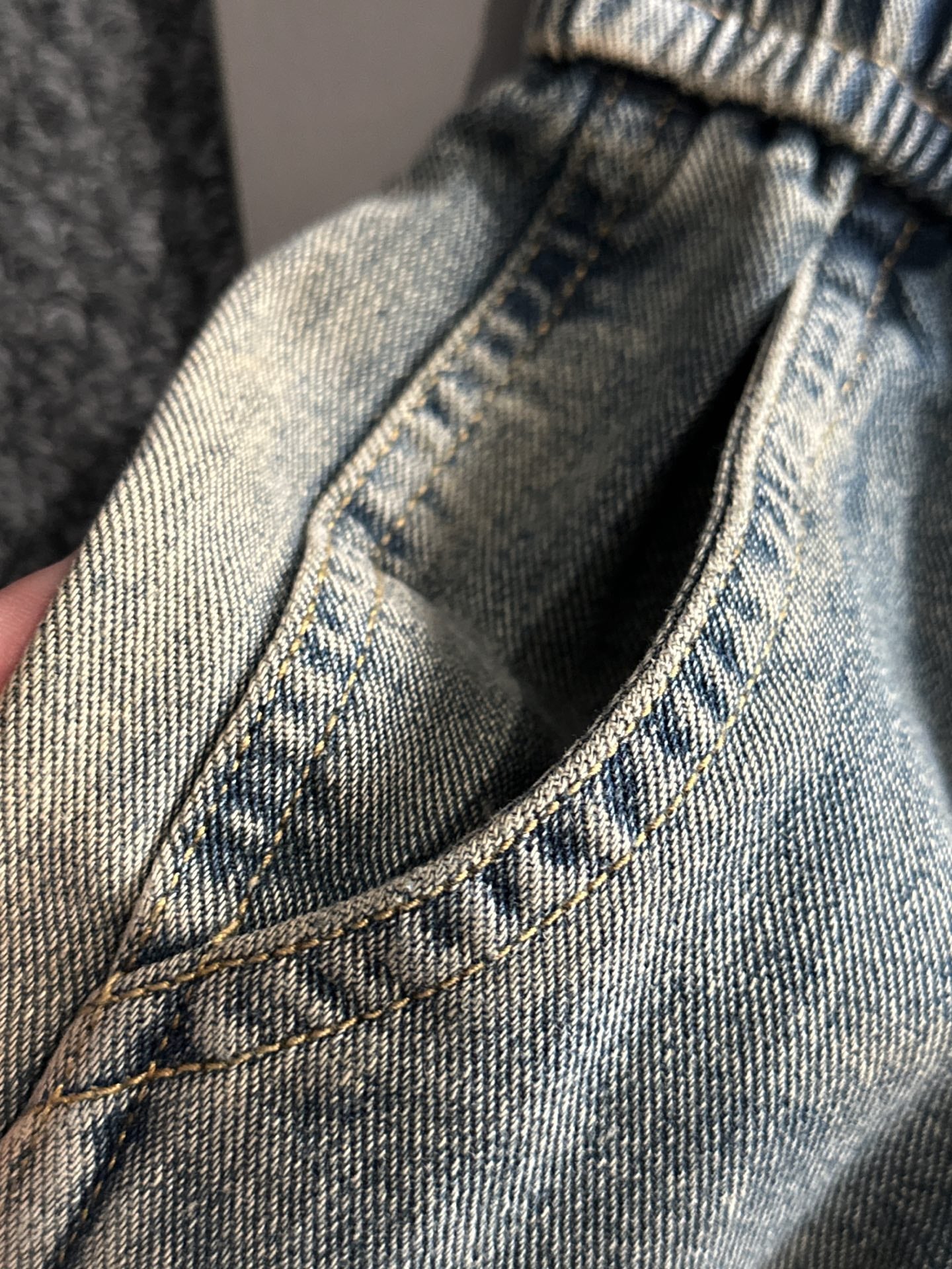 Louis Vuitton Jeans